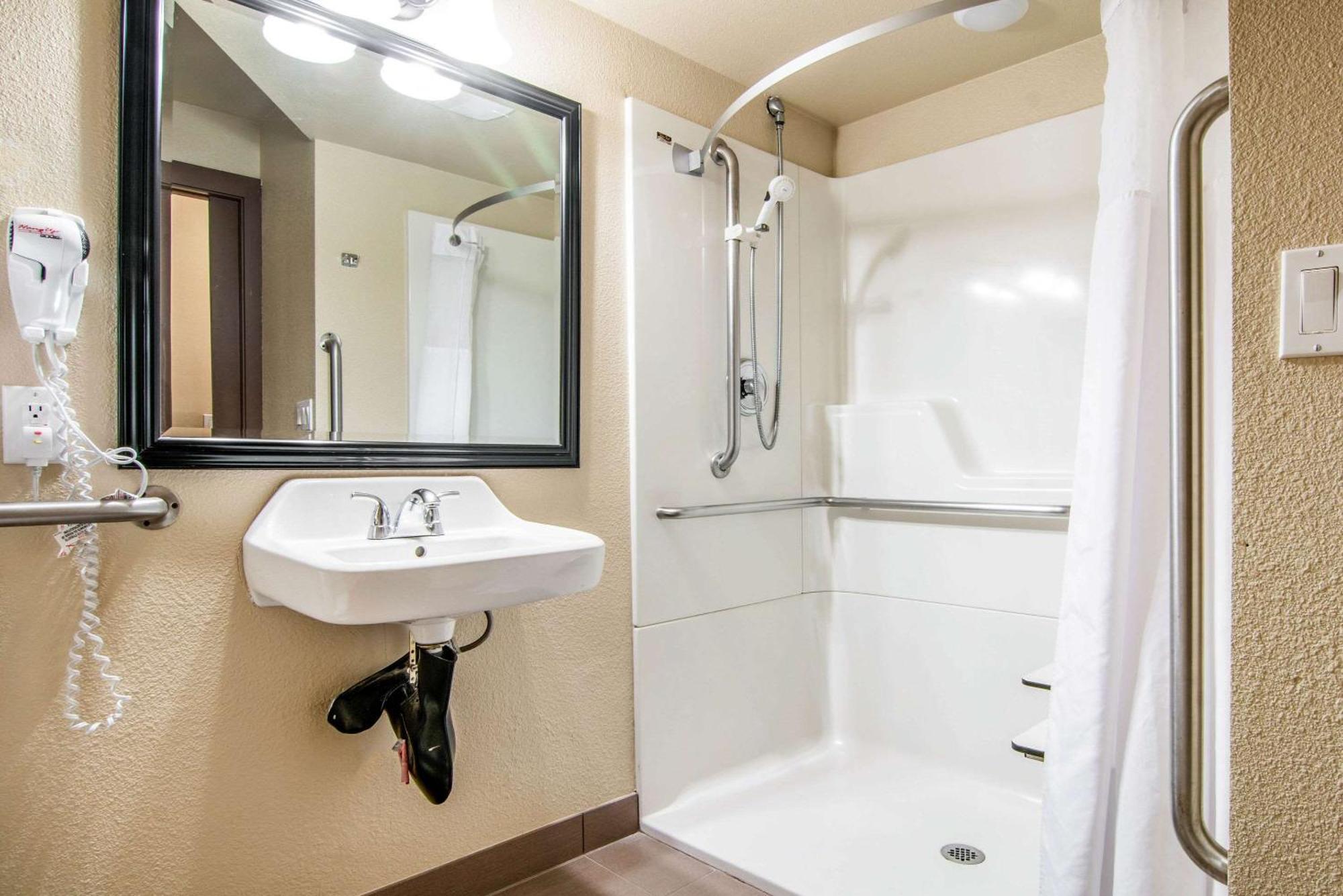 Comfort Inn & Suites Vancouver Downtown City Center Kültér fotó